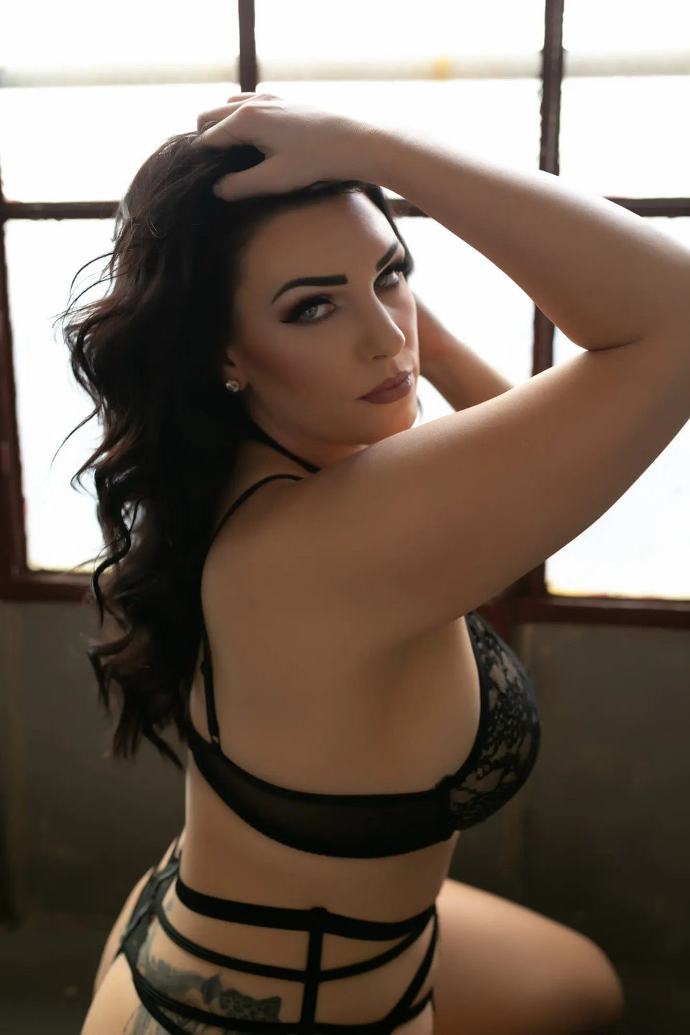 Embrace Your Curves: A Guide to Curvy Boudoir